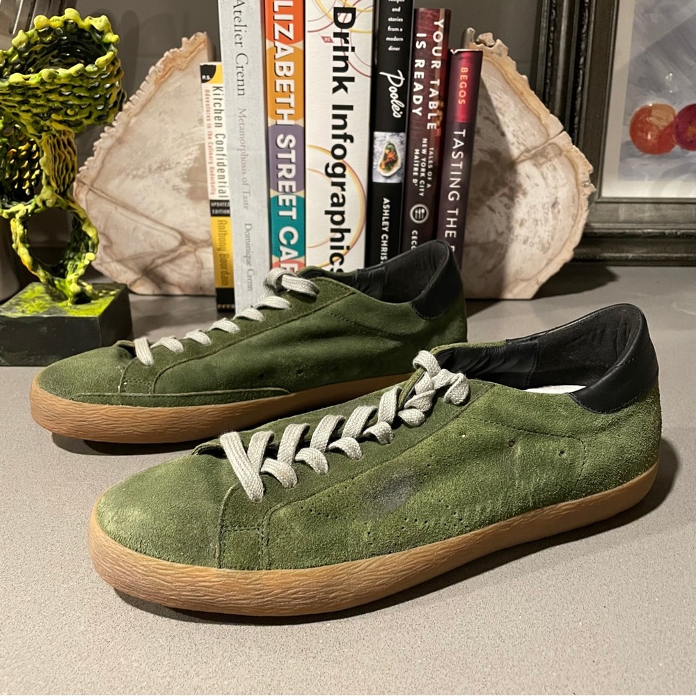 Superstar
Golden Goose Deluxe Brand
Venezia
Genuine Leather
Made in Italy
41